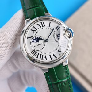 【Taiwan Factory Blue Balloon Starry Sky Series 42, 37 with genuine Starry Sky functions, paired with Japanese 8217 movement, Swiss quartz 42, 37, 33, Starry Sky is fake function】🌹 Cartier Blue Balloon series, renowned within Cartier watchmaking for its refined style and elegant sophistication—qualities this timepiece undoubtedly embodies.The polished stainless steel case lends the watch a balloon-like lightness, while the deep blue crown seems to playfully stray from its intended path—much like the playful banter between lovers.Roman numeral hour markers on the dial evoke a vintage, profound charm, adorned with guilloché patterns and sword-shaped hands. 🌹 The entire watch exudes a delicate, thoughtful feel—isn't this precisely what lovers need?Interior: Japanese Citizen automatic movement  Water-resistant sapphire crystal with fish-eye bubbles  High water resistance  Steel-blue hands, crown curvature 🎈